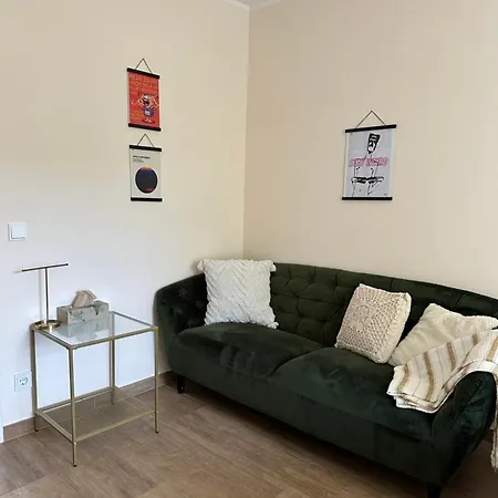 Stilvolle, Ruhige Und Zentrale In Ehrenfeld