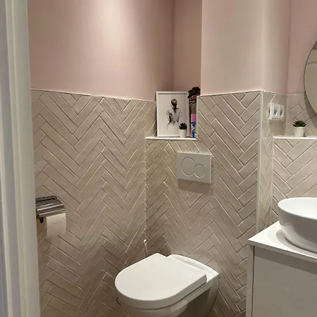 Appartement Stilvolle, Ruhige Und Zentrale In Ehrenfeld Cologne